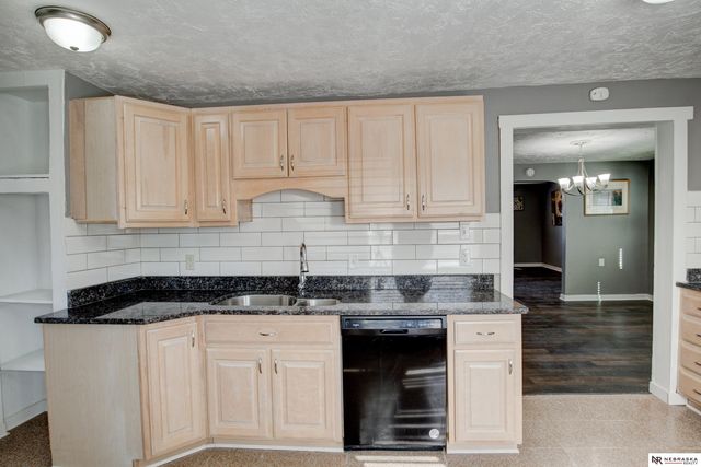 4227 Ohio Street, Omaha, NE 68111