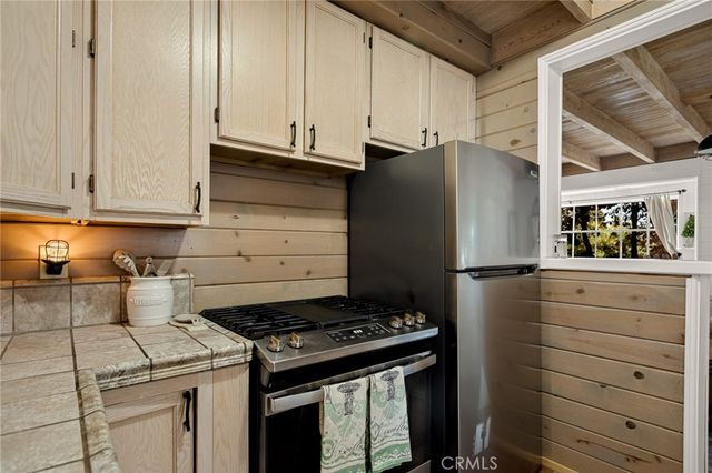 265 Flower, Lake Arrowhead, CA 92352