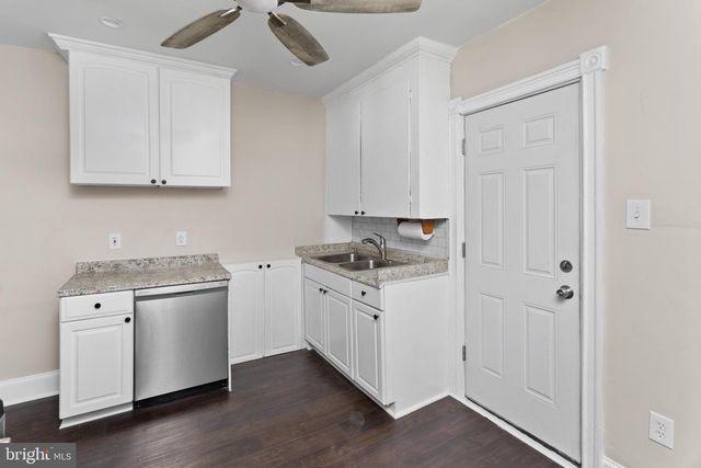 662 PENNSYLVANIA AVE, Trenton, NJ 08638