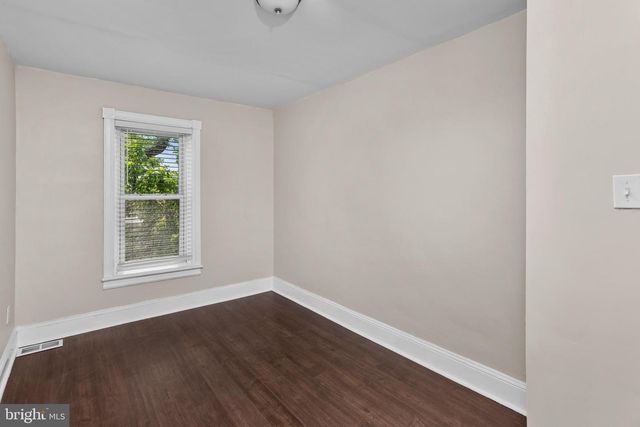 662 PENNSYLVANIA AVE, Trenton, NJ 08638