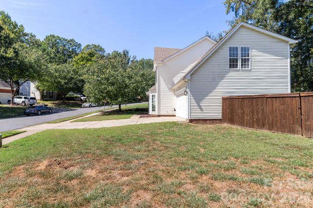 13910 Hatton Cross Drive, Charlotte, NC 28278