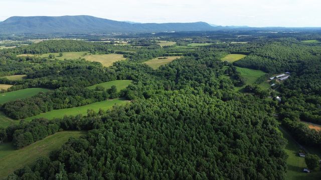 151 County Road 788, Etowah, TN 37331