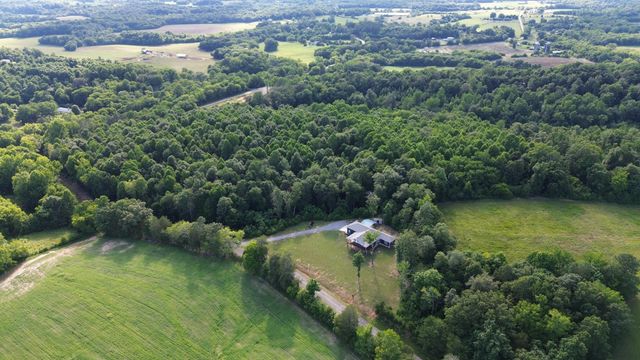 151 County Road 788, Etowah, TN 37331
