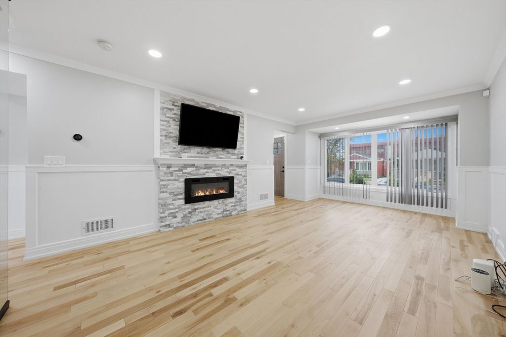 9829 S Claremont Avenue, Chicago, IL 60643 — photo 3
