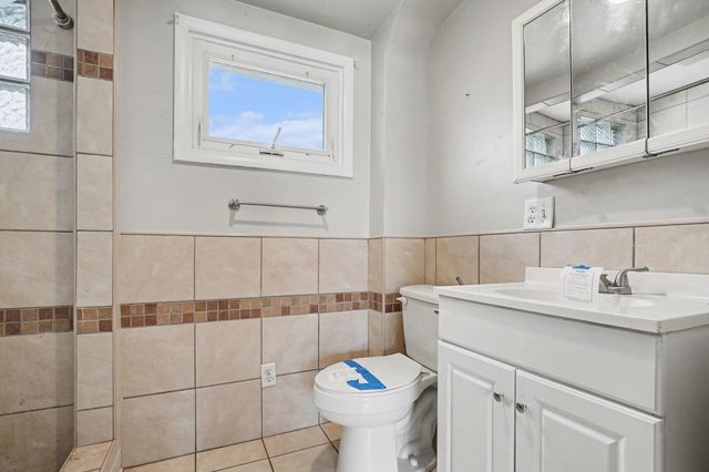 2326 S Burdick Street, Kalamazoo, MI 49001