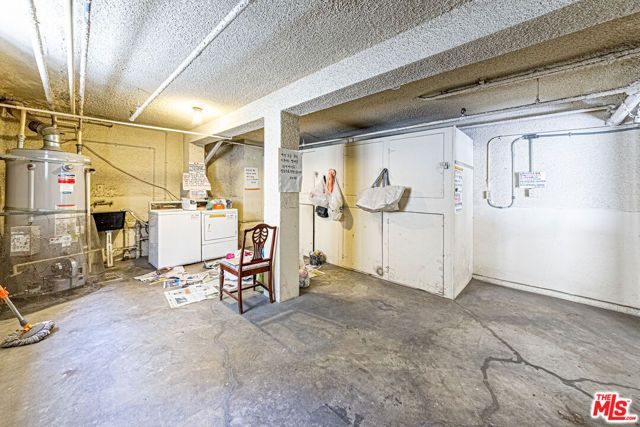 940 S Gramercy Place, Los Angeles, CA 90019