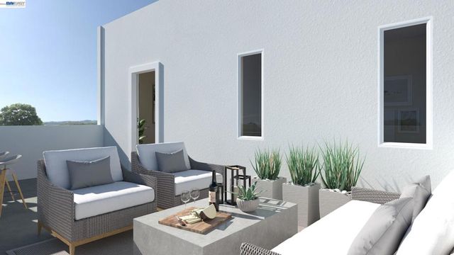 2061 Barnes Wharf Lane, Alameda, CA 94501