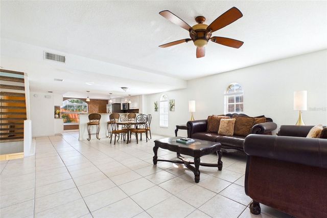 637 PINELLAS BAYWAY S 301, Tierra Verde, FL 33715