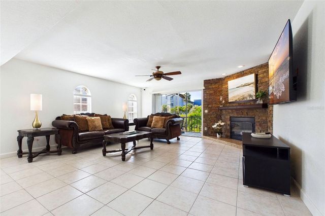 637 PINELLAS BAYWAY S 301, Tierra Verde, FL 33715