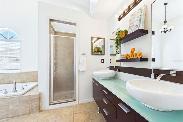 637 PINELLAS BAYWAY S 301, Tierra Verde, FL 33715