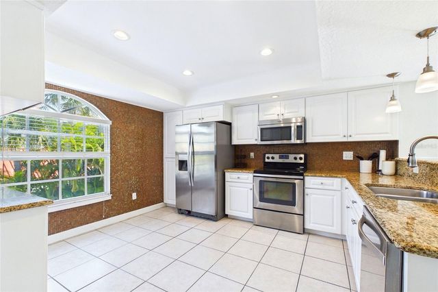 637 PINELLAS BAYWAY S 301, Tierra Verde, FL 33715