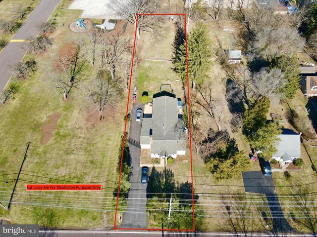 1143 PAWLINGS RD, Norristown, PA 19403