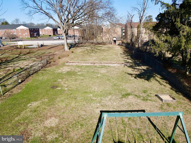 1143 PAWLINGS RD, Norristown, PA 19403