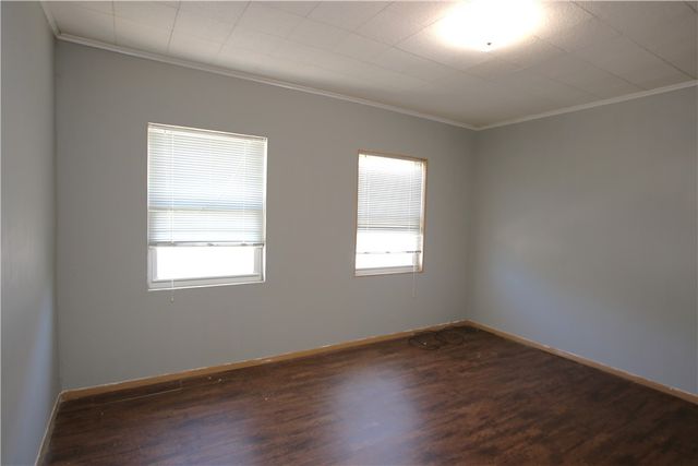 102 10th St, Monongahela, PA 15063