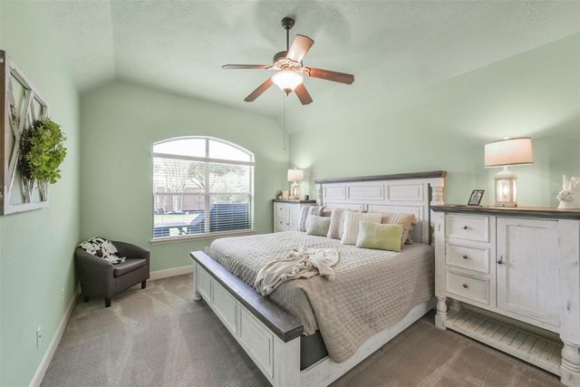 21214 Redcrest Manor Drive, Richmond, TX 77406