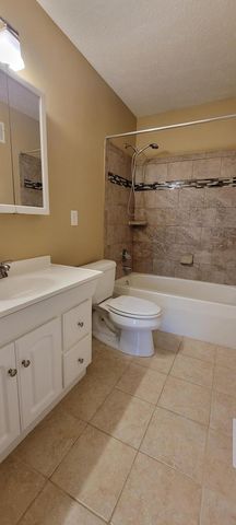 6781 Upland Court, Florence, KY 41042