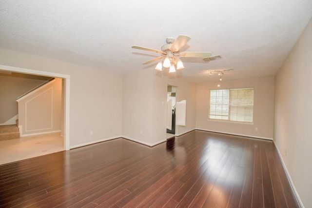 3423 Hidden Creek Drive, Sugar Land, TX 77479