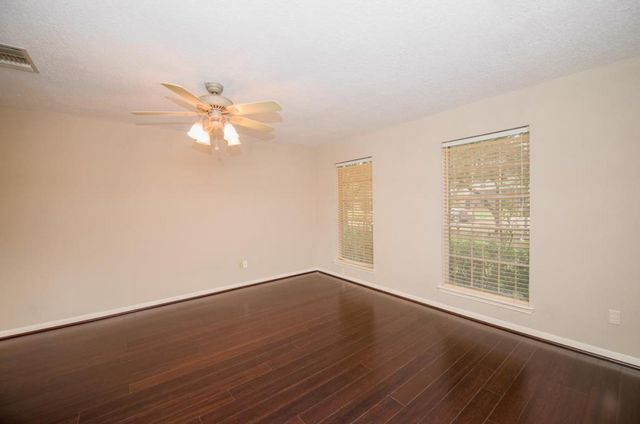 3423 Hidden Creek Drive, Sugar Land, TX 77479