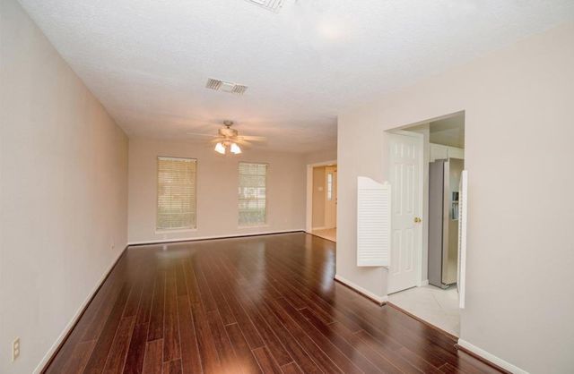 3423 Hidden Creek Drive, Sugar Land, TX 77479