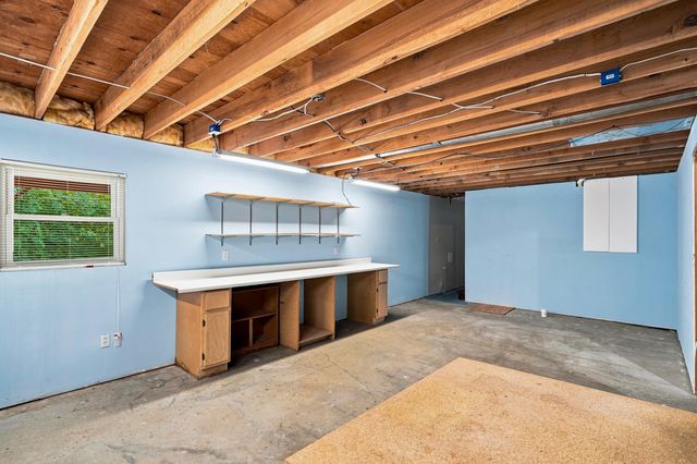 4715 W SALEM DR, Columbia, MO 65203