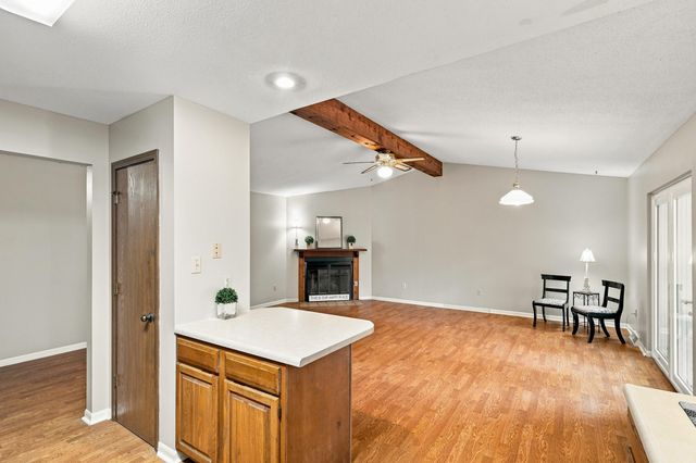 4715 W SALEM DR, Columbia, MO 65203