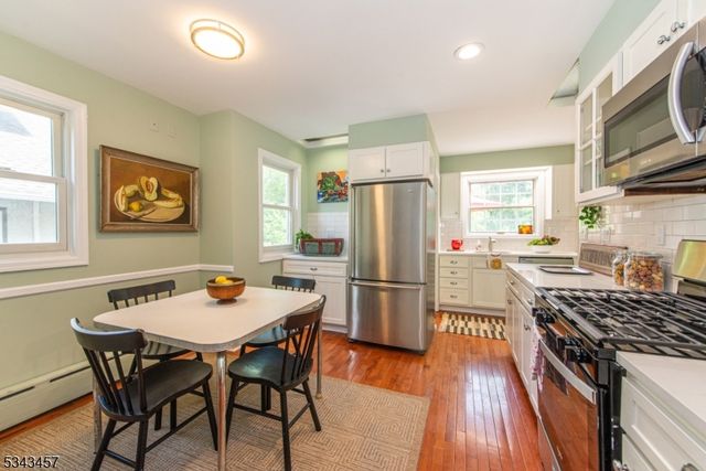 77 Edgemont Rd, Montclair Twp., NJ 07043