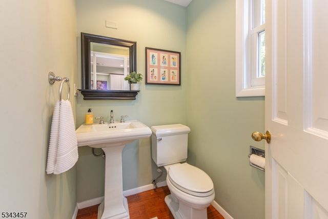 77 Edgemont Rd, Montclair Twp., NJ 07043