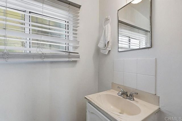338 Hoitt Street, San Diego, CA 92102