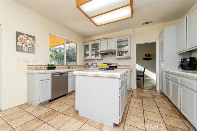 9111 Hamilton, Rancho Cucamonga, CA 91701