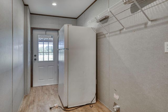 24644 Old Highway 6, Navasota, TX 77868