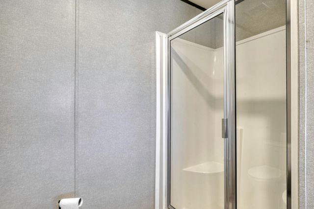 24644 Old Highway 6, Navasota, TX 77868