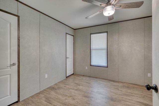 24644 Old Highway 6, Navasota, TX 77868