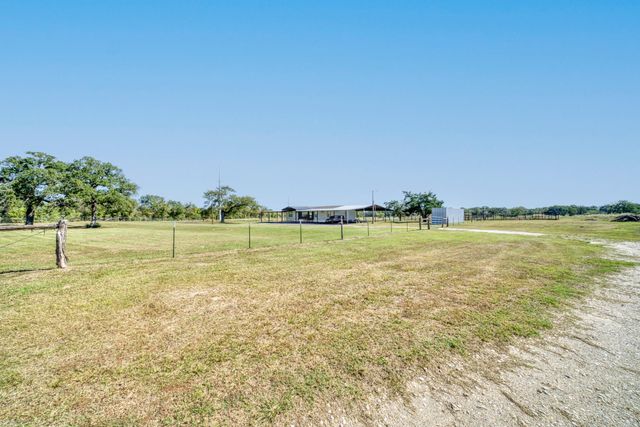 24644 Old Highway 6, Navasota, TX 77868