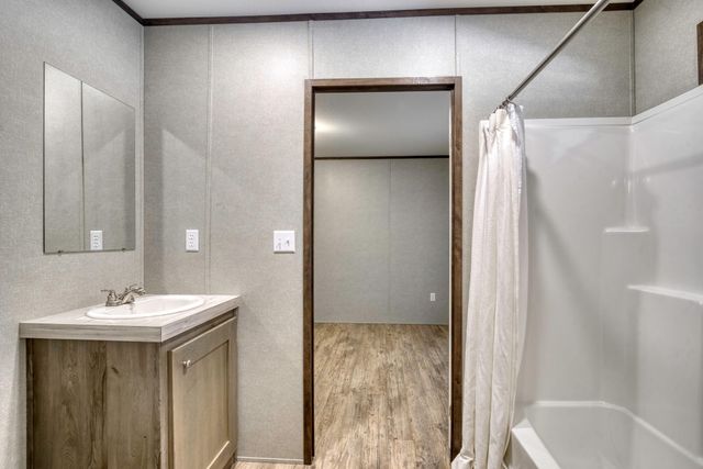 24644 Old Highway 6, Navasota, TX 77868