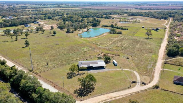 24644 Old Highway 6, Navasota, TX 77868