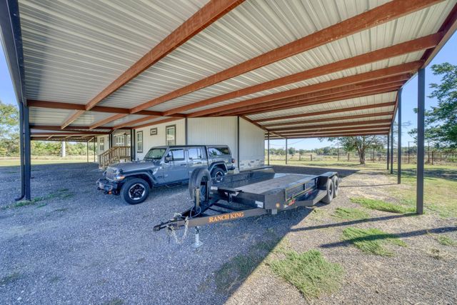 24644 Old Highway 6, Navasota, TX 77868