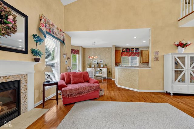 1720 Bentbrook Drive, Avon, IN 46123