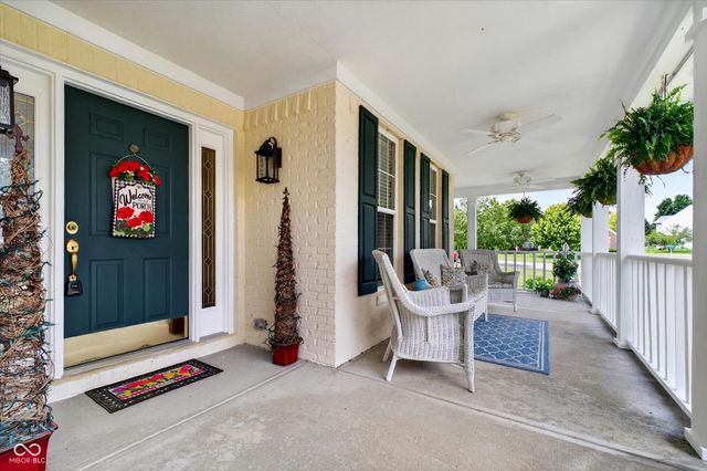 1720 Bentbrook Drive, Avon, IN 46123