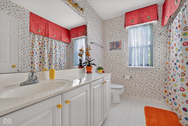 1720 Bentbrook Drive, Avon, IN 46123