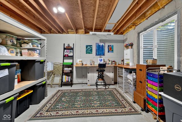 1720 Bentbrook Drive, Avon, IN 46123