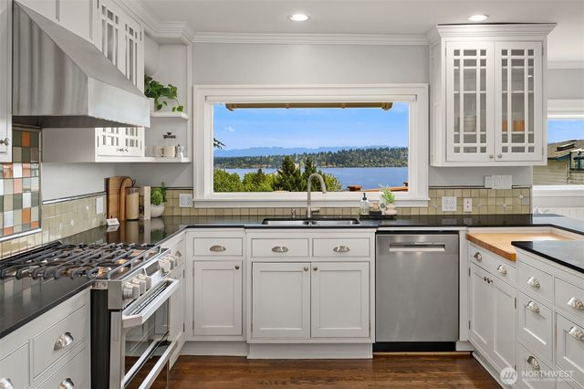 1414 Lake Washington Boulevard S, Seattle, WA 98144