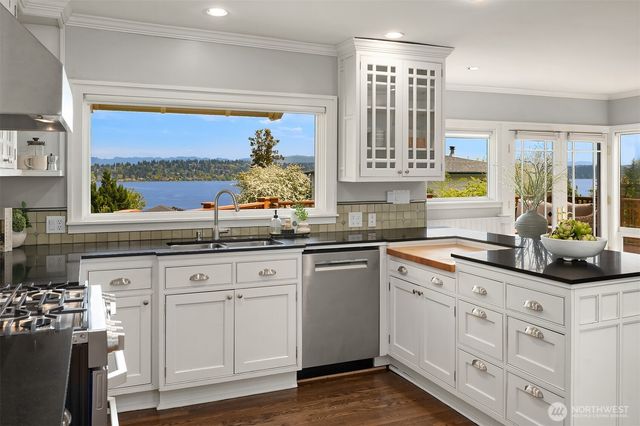 1414 Lake Washington Boulevard S, Seattle, WA 98144