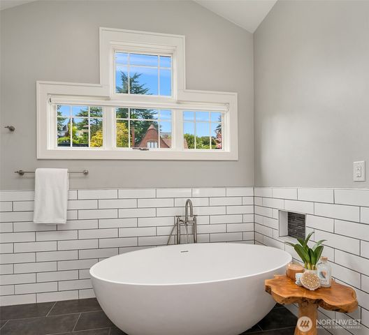1414 Lake Washington Boulevard S, Seattle, WA 98144