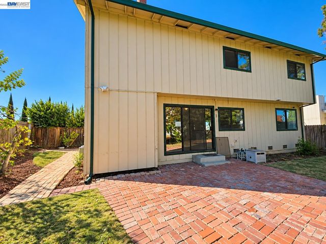 2025 Mendocino Dr, Bay Point, CA 94565