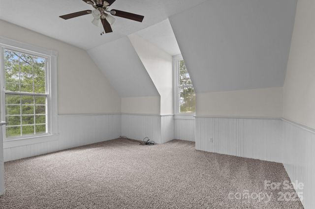 301 W Central Street, Maxton, NC 28364