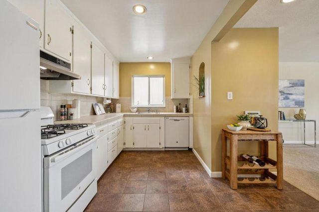 272 Avenue Balboa, El Granada, CA 94018