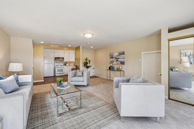 272 Avenue Balboa, El Granada, CA 94018