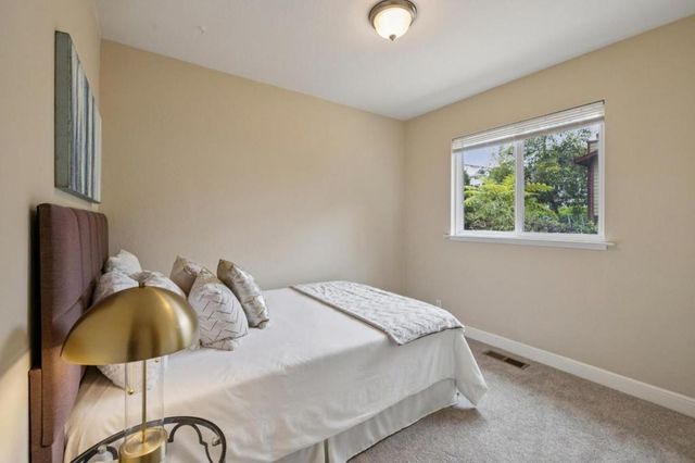 272 Avenue Balboa, El Granada, CA 94018