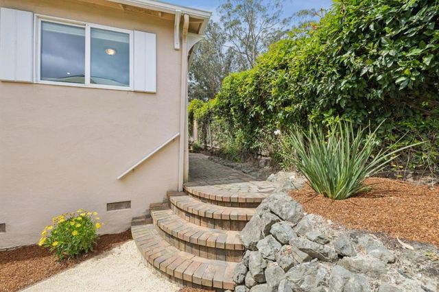 272 Avenue Balboa, El Granada, CA 94018