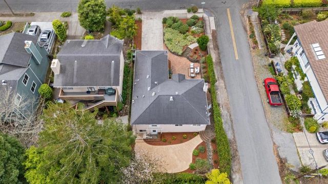 272 Avenue Balboa, El Granada, CA 94018